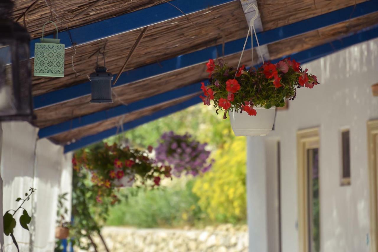 Standard Rooms By Scala Himare Exterior photo